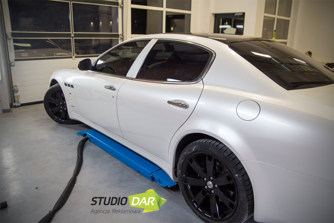 Maserati Quattroporte zmiana koloru samochodu